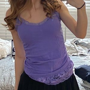 Super cute lacey purple tank